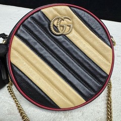 Gucci Gg Marmont Round Mini Bag Black Beige Red Calfskin (zs052026a6r)