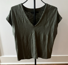 White House Black Market Women’s Green Linen Knit V-Neck Cap Sleeve Tee M