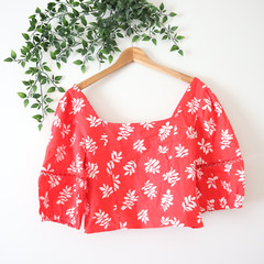 NEW Ann Taylor Red Floral Square Neck Smocked Back Short Sleeve Top Size 6