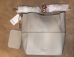 MERSI Demi Bucket Purse (Grey)