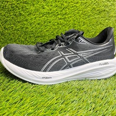 Asics Gel-Cumulus 26 Mens Size 10 Black White Athletic Running Shoes Sneakers