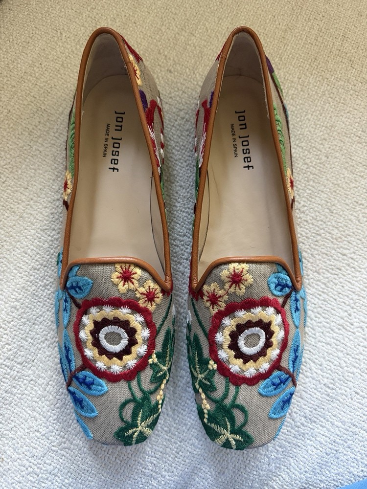 Jon Josef Embroidered Linen Loafers (Made in Spain) – Size 8.5
