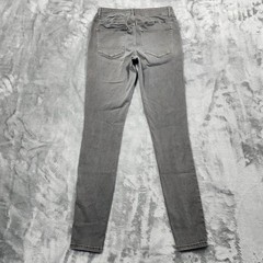 Maurices Jeans Womens M-L Gray Low Rise Skinny Jegging Stretch Denim Casual