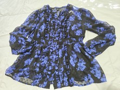 Torrid 00 L Chiffon Clip Dot Ruffle Front Top Floral Roses Blue Boho Indie Weste