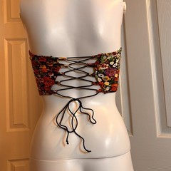 SHEIN Asymmetrical Floral Crop Top