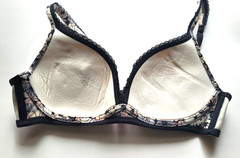 NwT Victoria’s Secret Body by Victoria No Wire Bra 34A Creases Dents See Photos