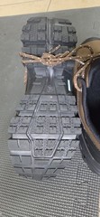 Size 9 – ON Cloudrock Low Earth Black