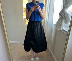 Zara ballon skirt with bow. Xs