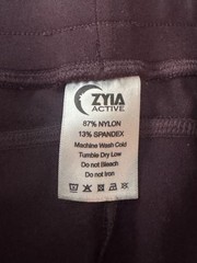 Zyia Rewind wine color Joggers Medium