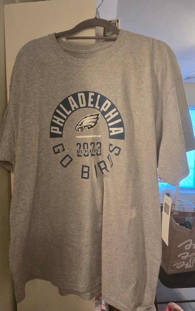 Philadelphia Eagles XL Tshirt 2023 NFL Playoffs NWT