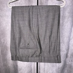 Brooks Brothers Gray Italian suit 44S – Wool- Beautiful- See Measurements