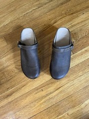 Dansko Women’s Brown Leather Clogs Buckle Strap Comfort EU 39 US 8