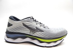 Mizuno Women’s Wave Sky 6 Ultimate Grey White Running Shoes Size 8