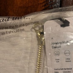 VARLEY Size M Hawley Half Zip Sweatshirt Ivory Marl NWT (UNOPENED)