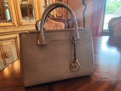 Michael Kors Women’s Leather Purse Crossbody Grey New Without Tags