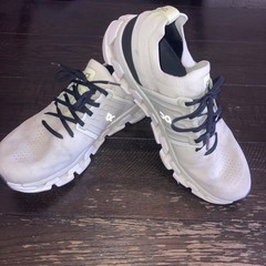 Men’s On Cloud Swift 3 Size Men’s 11.5 Ivory/Black Running Shoes EUC 🔥🔥