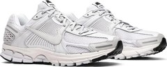 NEW Nike Zoom Vomero 5 Men’s Size 10.5 Vast Grey/Vast Grey-Black-Sail BV1358-001