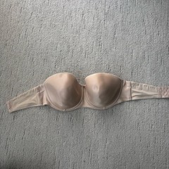 36E UK and 34E UK Fantasie nude strapless bra with Underwire and Molded Cups