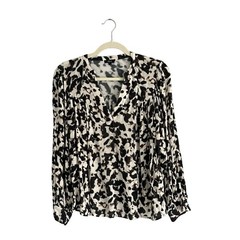 Rails fable blouse in blurred cheetah oversized peasant top size small