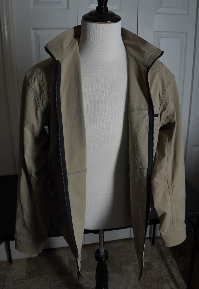 Mountain Hardwear tan jacket full zip 95% nylon 5% elastane mens XL w dimensions