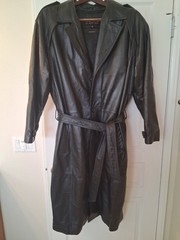 Wilsons Leather Men’s Black Vintage Long Trench Coat Belted Lined 44 Chest