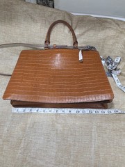 Claudia Firenze Vtg Lg Brown Croc Embossed Top Handle Satchel Detachable Strap