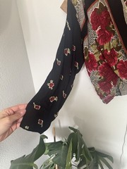 Carole Little Women’s L Black Red Beige Floral Wrap V-Neck Long Sleeve Blouse