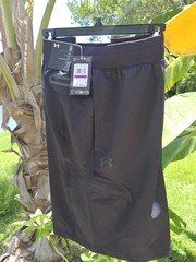 Men’s Size 2XLUnder Armour Sportswear Men’s Woven Cargo Shorts 1388018 001 Black