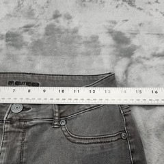 Maurices Jeans Womens M-L Gray Low Rise Skinny Jegging Stretch Denim Casual
