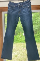 American Eagle Outfitters Women’s Kick Boot Cut Jeans Size 6