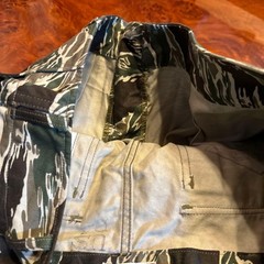 The Real McCoy’s US Army Vietnam Tiger Camo Cargo Pants L-R Made in Japan