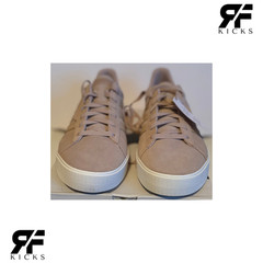Wonder Taupe Magic Beige Off White Style ID8102 SZ 10