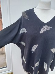 Frank Usher Jumper V Neck Stud Leaf Design Long Sleeves Black bxv Size L/XL