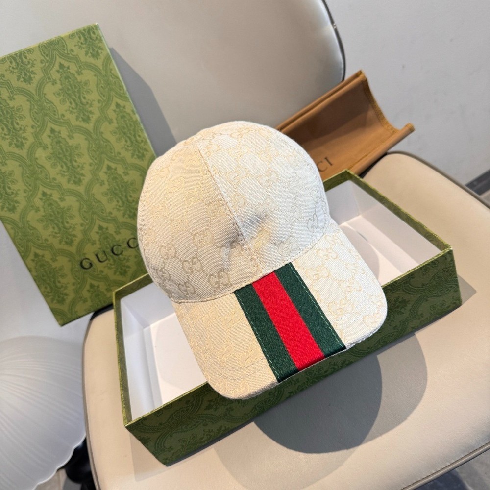 Moncler Men’s White Woven Spring/Summer Baseball Cap