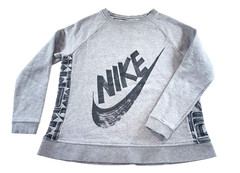 Nike Crewneck Sweatshirt Pullover Women’s Size M Gray Long Sleeve Unique Design
