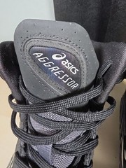 ASICS Aggressor 6 Black Pure Silver Size 7.5 – 1081A067-001 Lightly Used