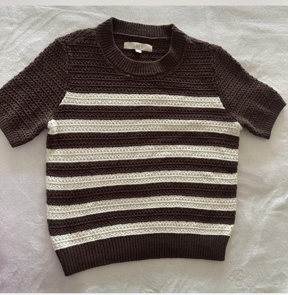 LOFT • SWEATSHIRTSWomen • Size 00 • Excellent condition