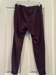 Zyia Rewind wine color Joggers Medium