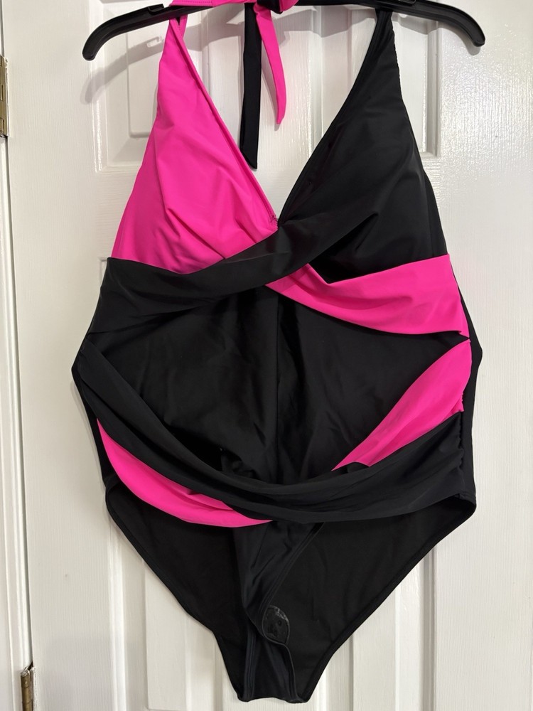 New One Piece Black and Pink Women’s Swimsuit Size 4X