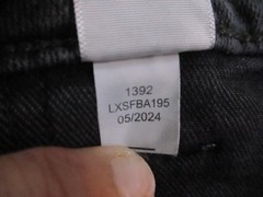 Aeropostale Jeans Womens 000 Black Mid Rise Kick Crop Raw Hem Flap Pockets 24×23