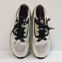 On Cloudstratus White Black Sage Green Running Shoes 39.98997 Women’s Size 6.5