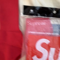 Supreme x Hanes Cushioned Crew Logo Socks Red Men’s 6-12, 3 Pairs only
