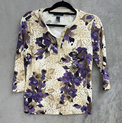 Karen Scott Women’s Petites PM Beige/Purple Floral Knit V-Neck 3/4 Button Top