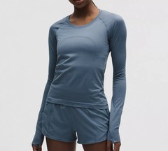 NWT Swiftly Tech Long-Sleeve Shirt 2.0 Waist Length 4