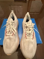 Womens Size 7.5- ASICS Novablast 5 Wide White Fawn No Insoles
