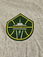 Seattle Storm – Short Sleeved Unisex XL Graphic Tee w/Logo – Gray – New