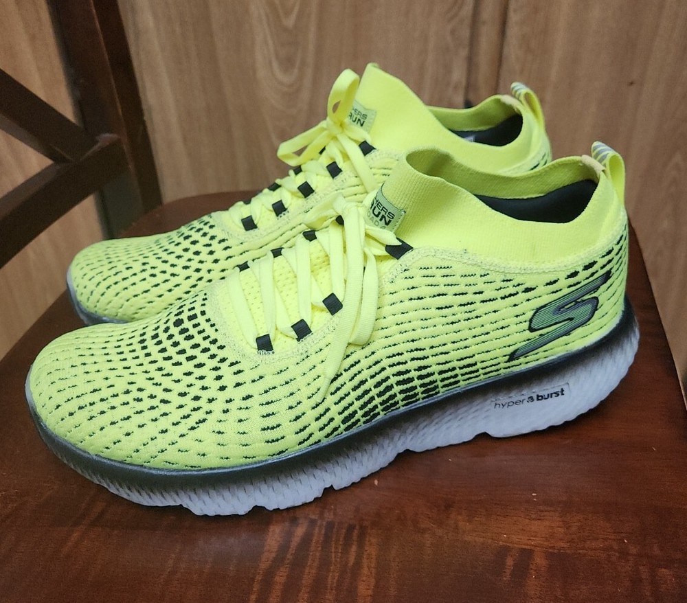 Skechers GoRun MaxRoad 4 Hyper burst Men’s running shoe Sz 12.5 Lime Black White
