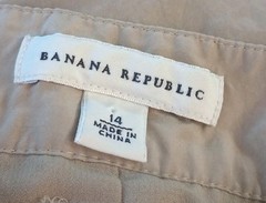 Banana Republic Skirt Silk Blend Mini Zip Pockets Beige Size 14