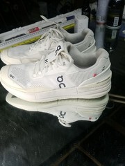 Mens 9 On The Roger Pro tennis shoes sleek engineered mesh upper 4 ROGER fereder
