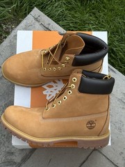Timberland Mens 6 Inch Wheat Boots Men’s Sz 9.5 Wide Width TB 010061 713